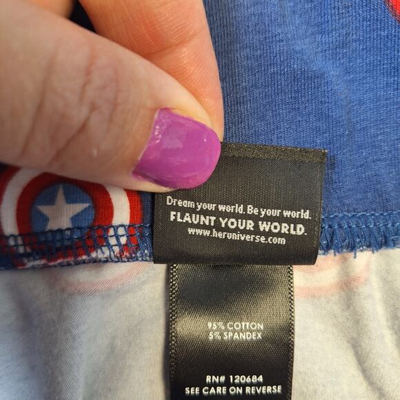 Her Universe Marvel Captain America Shield Women's Size MD Skirt Suspender Blue - Picture 5 of 8